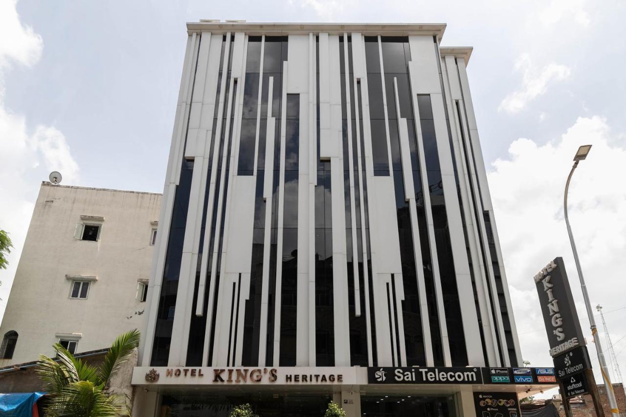 Hotel Kings Heritage Surat Esterno foto
